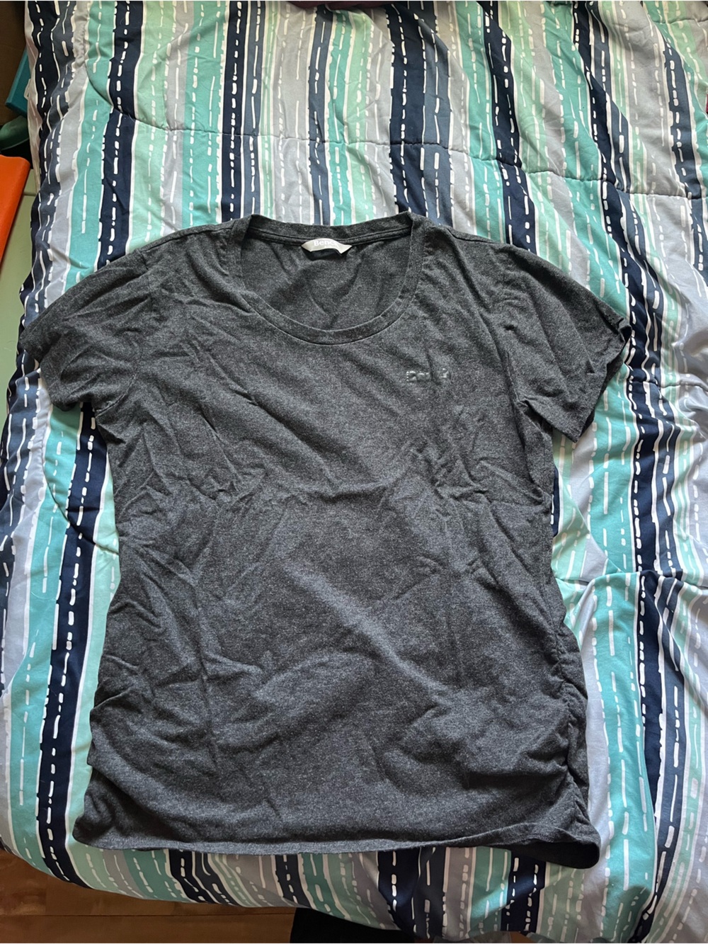 Bench tee shirt